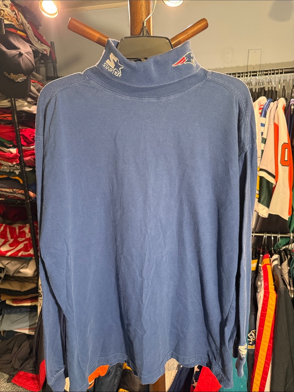 STARTER New England Patriots Vintage Navy Turtleneck Sweater